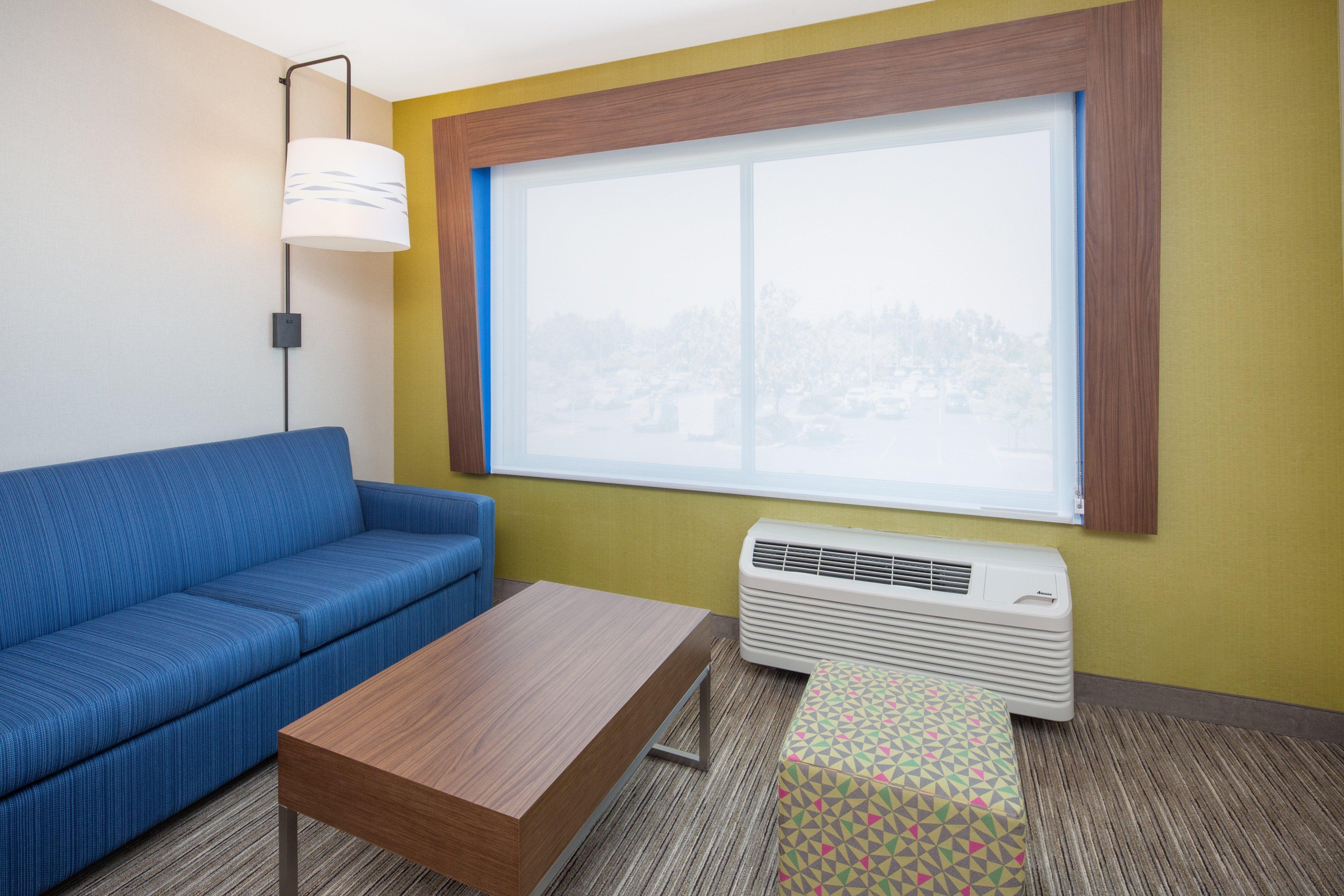 Hotel Express & By Ihg