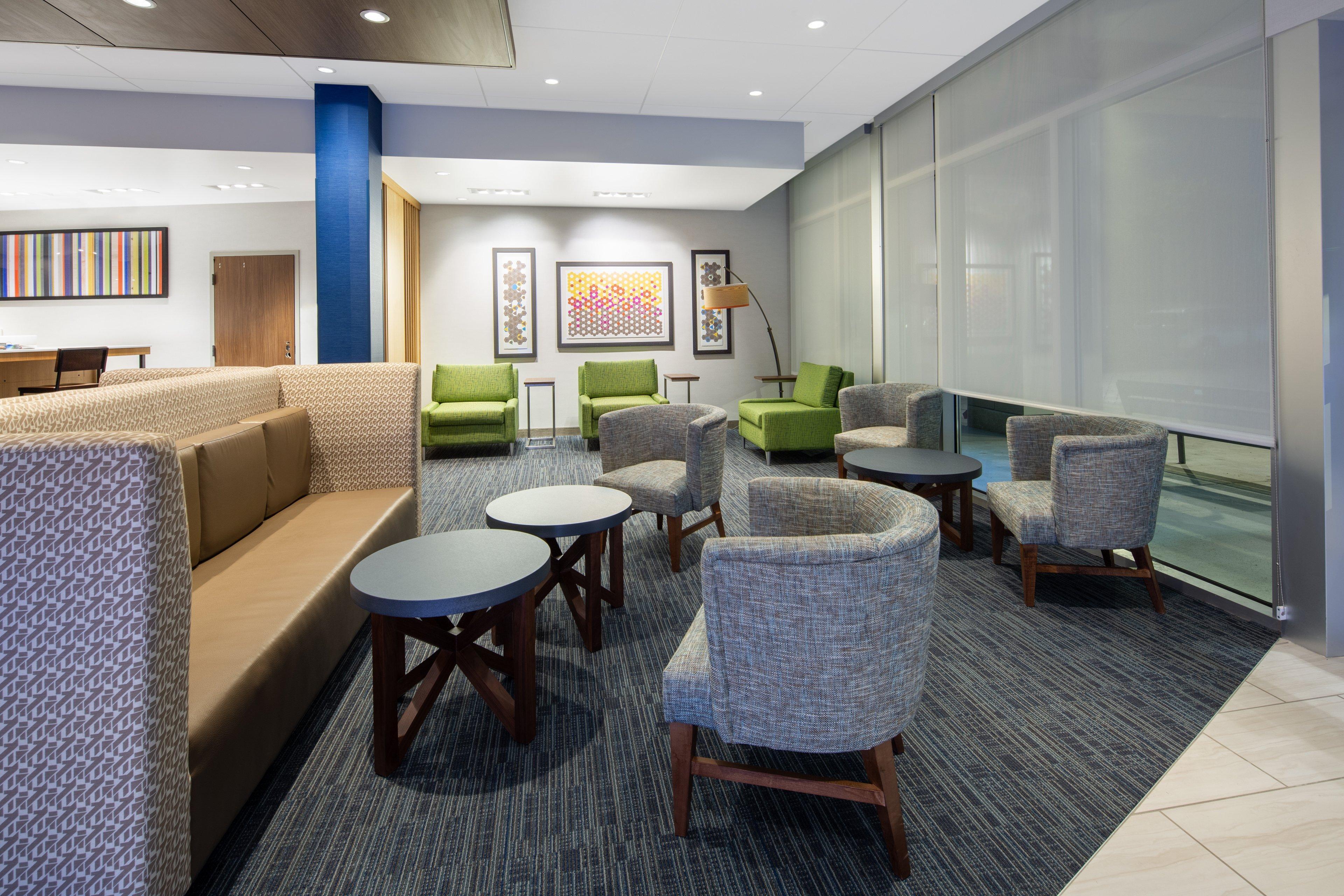 Express & By Ihg Chico